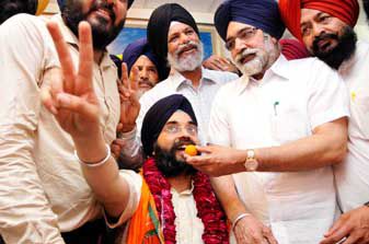 Amarinder Bajajâ€™s Main Task Is To Tackle Factionalism